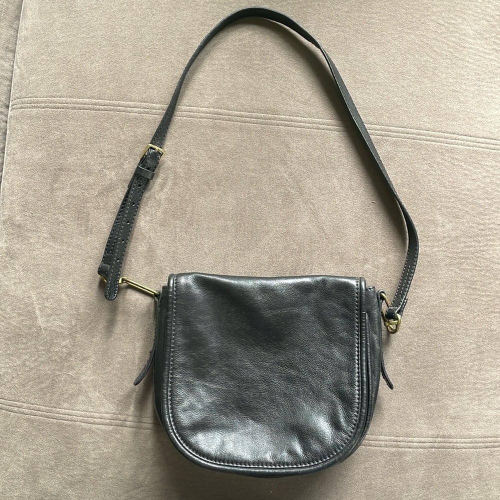 Vintage Fossil Black Leather Shoulder Bag Purse adjustable strap